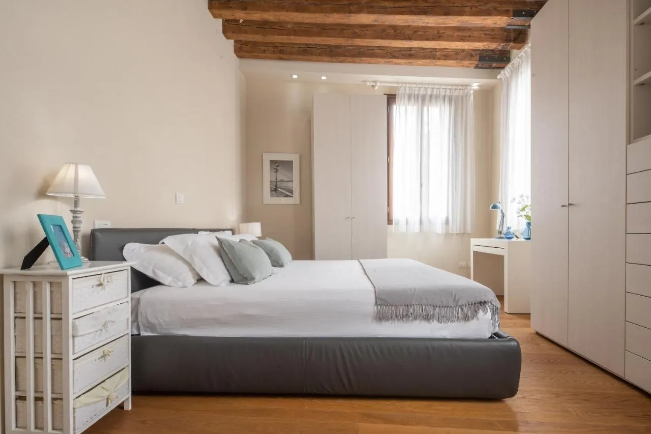 Santa Fosca Design Apartment R&R البندقية
